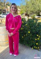 ATK Girlfriends: Dez Hansen (ATK Girlfriends Dez Hansen Photo Set)