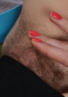 ATK Natural & Hairy: Tais (Hairy MILF Tais spreads her bush)